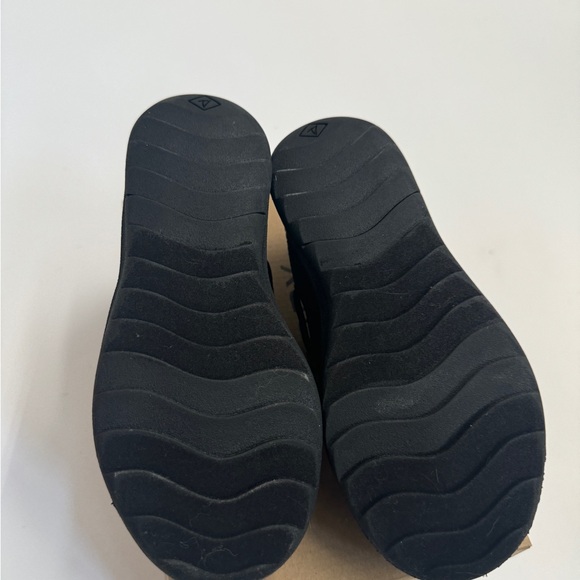 Sorry boys boat shoes - Picture 4 of 5